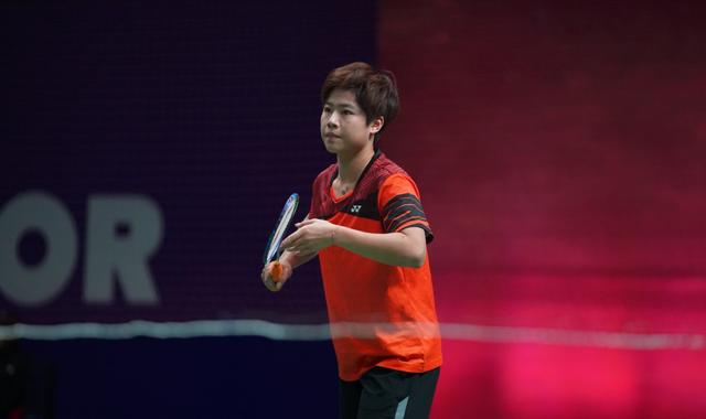 迟疑地抓住 迟疑地抓住